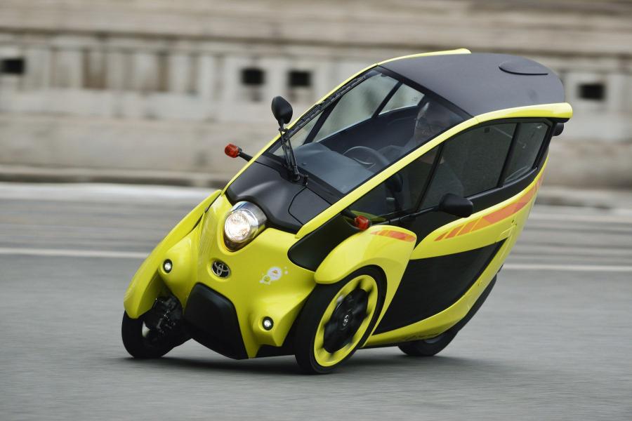  Toyota i-Road 2014 года  (фото 1 из 19)
